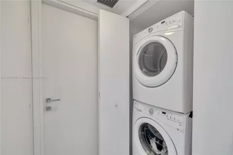 1300 Brickell Bay Dr #2805, Miami, FL 33131 photo 19