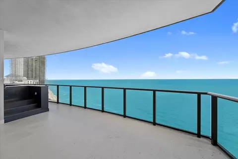 18555 Collins Ave #3405, Sunny Isles Beach, FL 33160