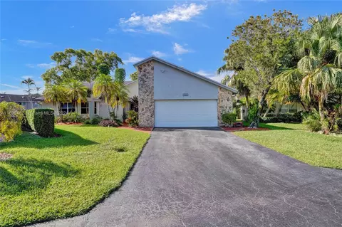 7313 Corkwood Ter, Tamarac, FL 33321