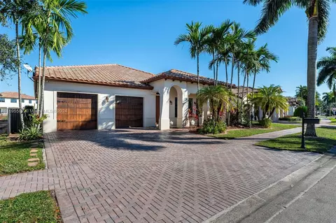 3197 NW 84th Way, Pembroke Pines, FL 33024