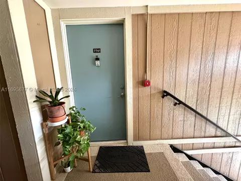 7741 Ashmont Cir #206, Tamarac, FL 33321