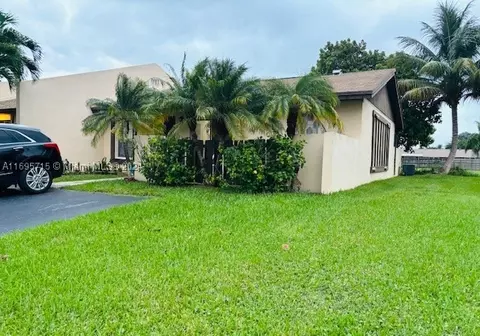 11966 SW 110th St Cir S #0, Miami, FL 33186