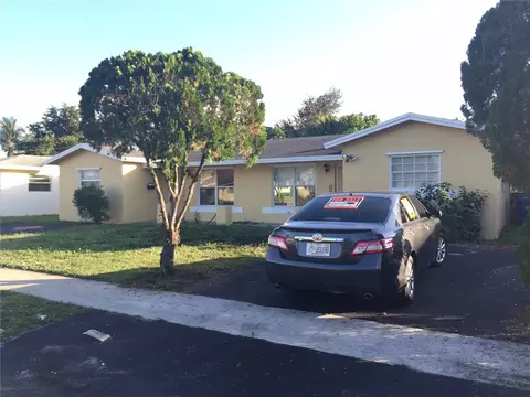 1251 S Manor Dr S, Weston, FL 33326