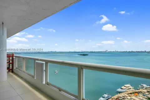 1717 N Bayshore Dr #A-1932, Miami, FL 33132