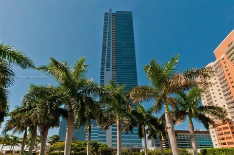 1425 Brickell Ave #53F, Miami, FL 33131