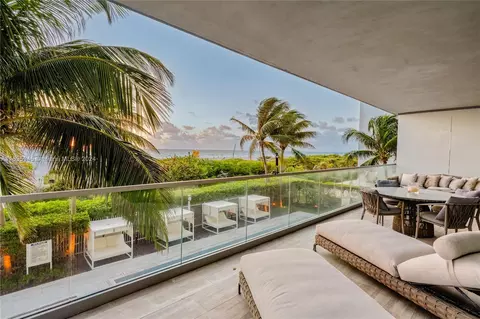 321 Ocean Dr #201, Miami Beach, FL 33139