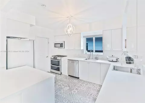 Kitchen - 9209 Dickens Ave, Surfside, FL 33154 photo 1 of 2
