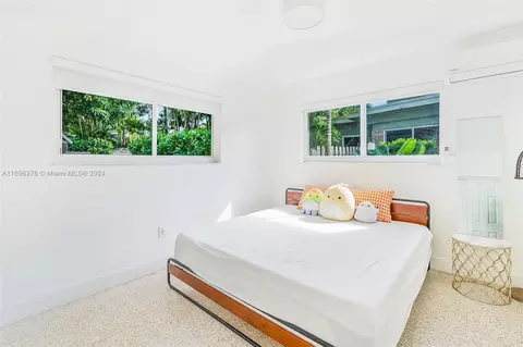 Bedroom - 9209 Dickens Ave, Surfside, FL 33154 photo 4 of 6