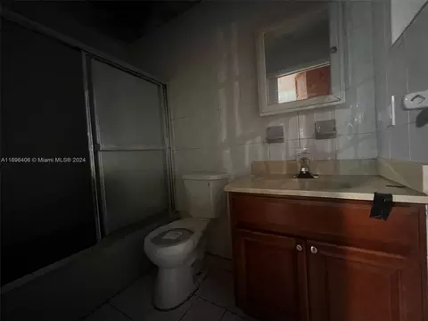 Bath - 439 E 16th St, Hialeah, FL 33010 photo 3 of 3