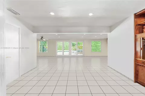 270 Cypress Dr, Key Biscayne, FL 33149 photo 2