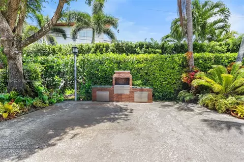 270 Cypress Dr, Key Biscayne, FL 33149 photo 5