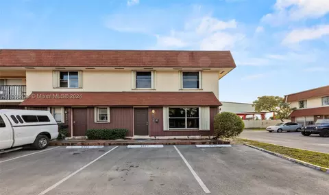 6570 SW 41st Ct #103, Davie, FL 33314