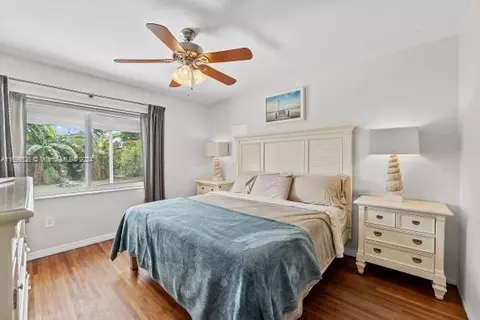 Bedroom - 520 E 33rd St, Hialeah, FL 33013 photo 2 of 3