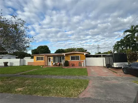 5460 W W 12th Ln, Hialeah, FL 33012