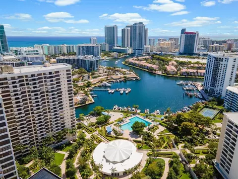2500 Parkview Dr #1212, Hallandale Beach, FL 33009