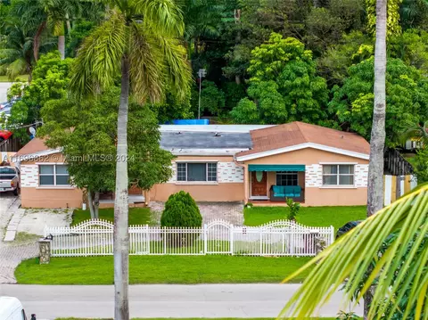 13341 NE 3rd Ct, North Miami, FL 33161