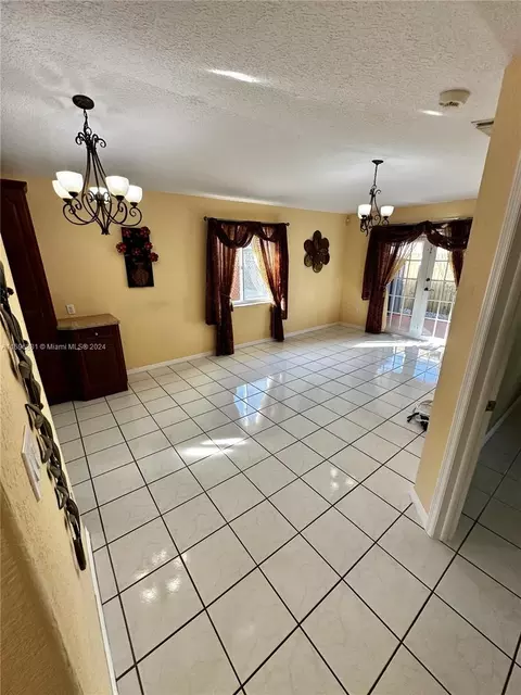 7498 W 34th Ct, Hialeah, FL 33018 photo 18