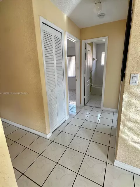 7498 W 34th Ct, Hialeah, FL 33018 photo 5