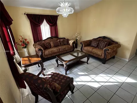 7498 W 34th Ct, Hialeah, FL 33018 photo 3