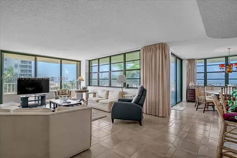 280 S Collier Blvd #404, Marco Island, FL 34145