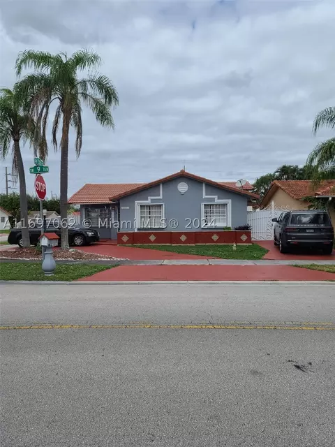 13871 SW 9th Ter, Miami, FL 33184