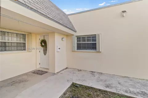 11344 SW 172nd St #21643, Miami, FL 33157