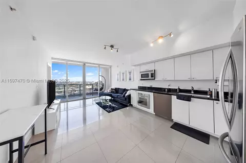 92 SW 3rd St #2308, Miami, FL 33130