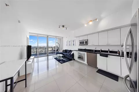 92 SW 3rd St #2308, Miami, FL 33130