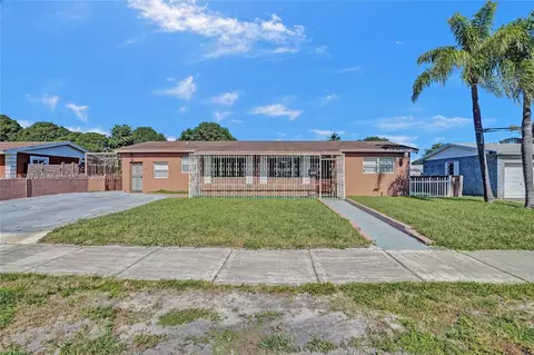 2821 NW 209th Ter, Miami Gardens, FL 33056