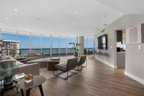 2127 Brickell Ave #1901, Miami, FL 33129