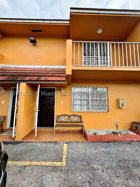 1460 W 39th Pl #6, Hialeah, FL 33012