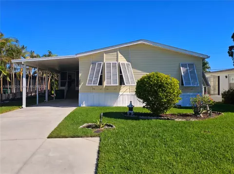 204 Cape Sable, Naples, FL 34104 photo 1