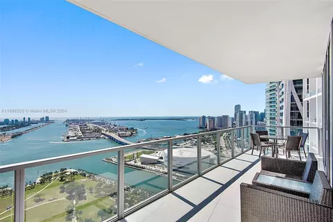 1100 Biscayne Blvd #4701, Miami, FL 33132