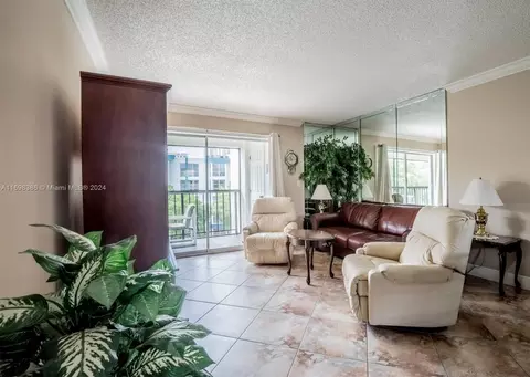 201 178th Dr #420, Sunny Isles Beach, FL 33160