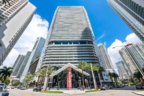 1300 Brickell Bay Dr #2504, Miami, FL 33131