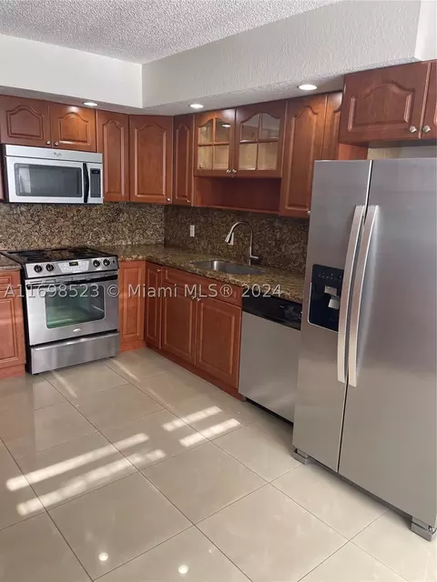 701 SW 128th Ave #315F, Pembroke Pines, FL 33027