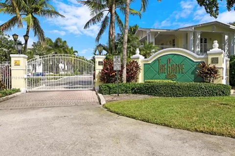 2660 NE 8th Ave #306, Wilton Manors, FL 33334