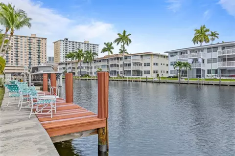 501 Blue Heron Dr #202-A, Hallandale Beach, FL 33009