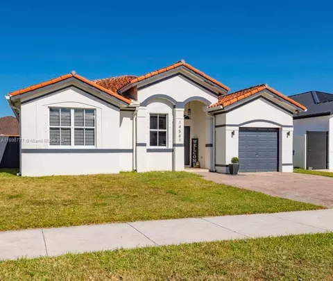 14561 SW 13th Ter, Miami, FL 33184