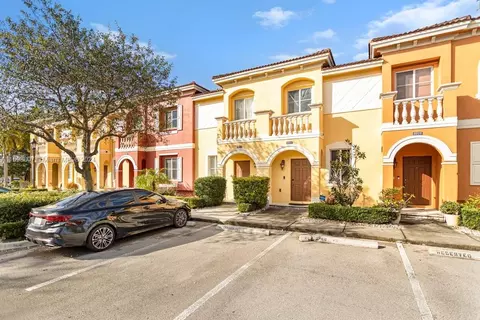 8923 SW 18th St #405, Miramar, FL 33025