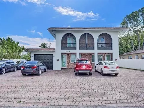 2270 SW 46th Ct, Fort Lauderdale, FL 33312