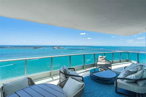 1331 Brickell Bay Dr #3611, Miami, FL 33131