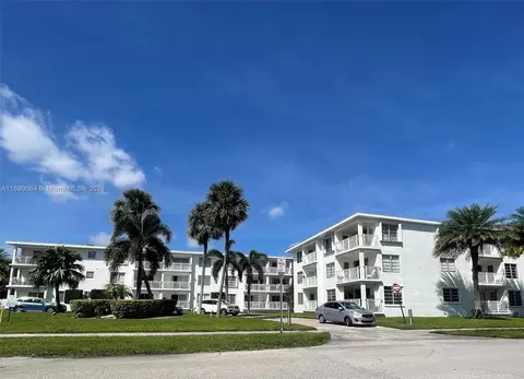 1631 NE 114th St #204, Miami, FL 33181