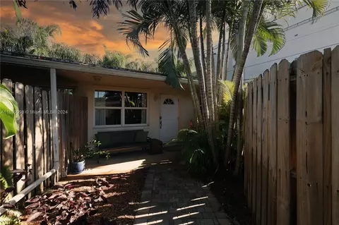1330 Holly Heights Dr #3, Fort Lauderdale, FL 33304