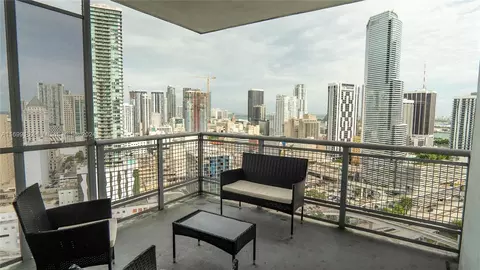 350 S Miami Ave #2905, Miami, FL 33130
