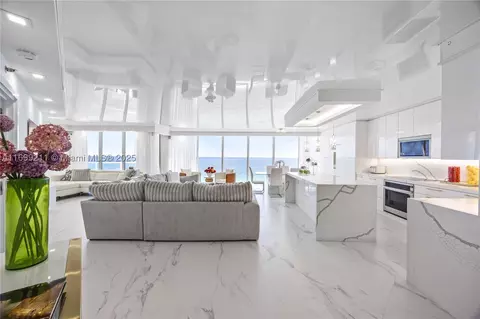 16445 Collins Ave #1126, Sunny Isles Beach, FL 33160