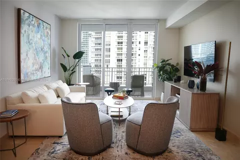 801 Brickell Key Blvd #1906, Miami, FL 33131