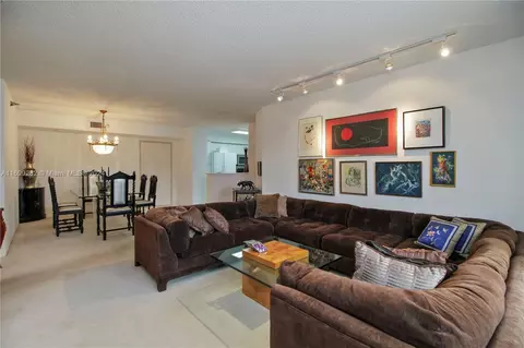 3400 NE 192nd St #307, Aventura, FL 33180