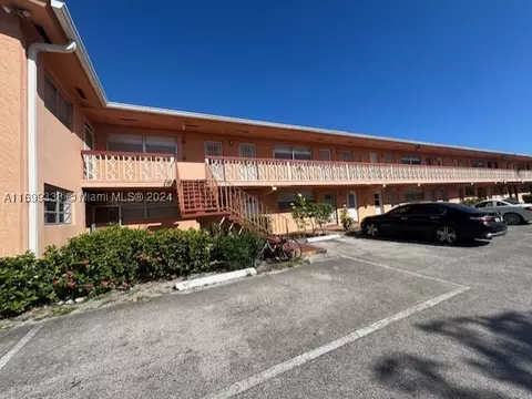 285 NE 191st St #2903, Miami, FL 33179