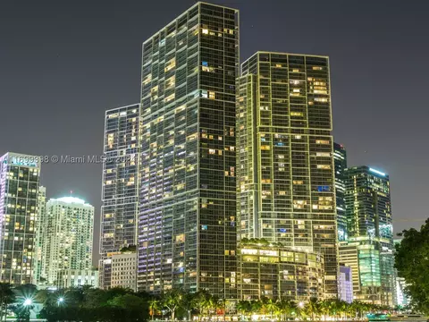 495 Brickell Ave #2806, Miami, FL 33131